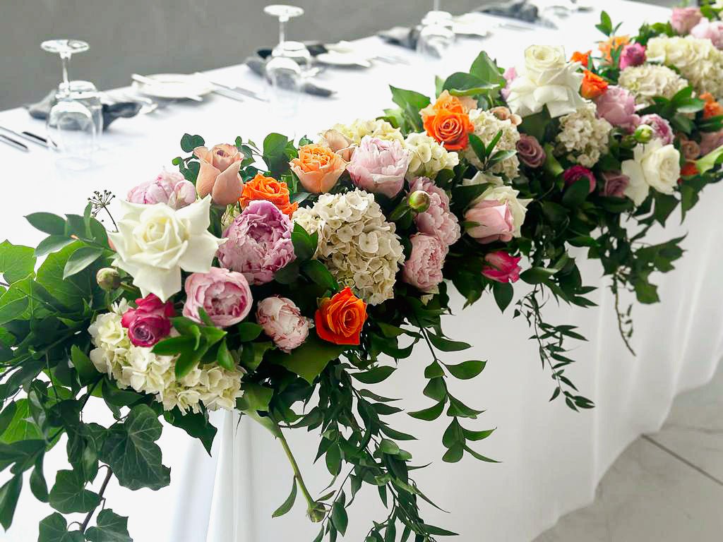 Choosing the Perfect Centrepiece for Your Wedding Theme To Elevate The Celebration - BOUQUET Melbourne